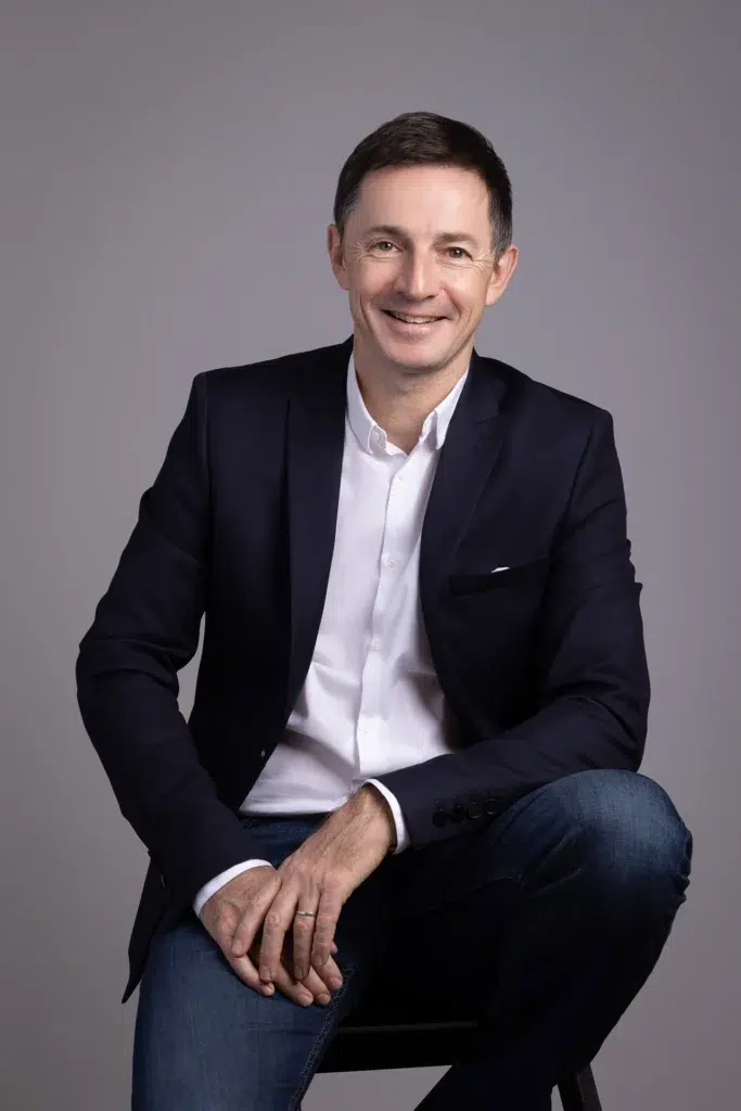 une tenue classique pour un portrait professionnel